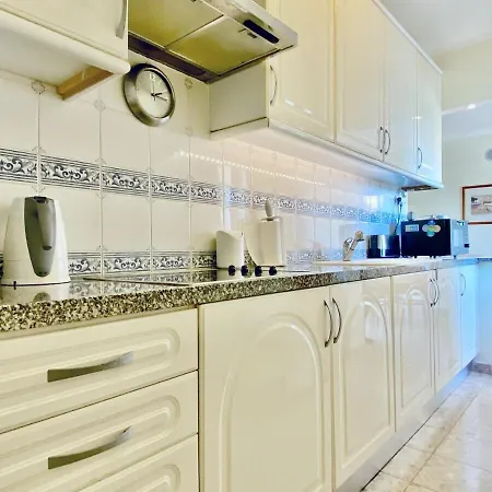 Apartman Golden Sea - Stunning View-Big Balcony-2 Bedrooms