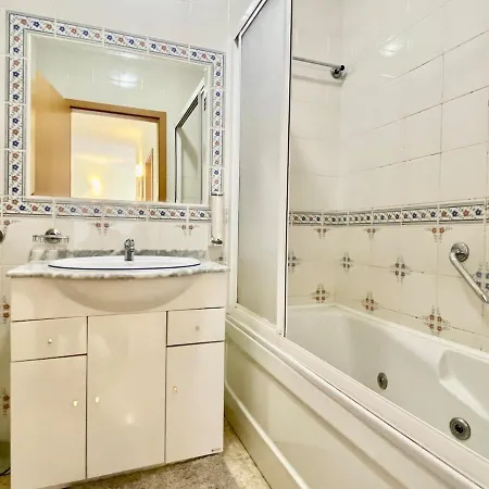 Apartman Golden Sea - Stunning View-Big Balcony-2 Bedrooms Portimão